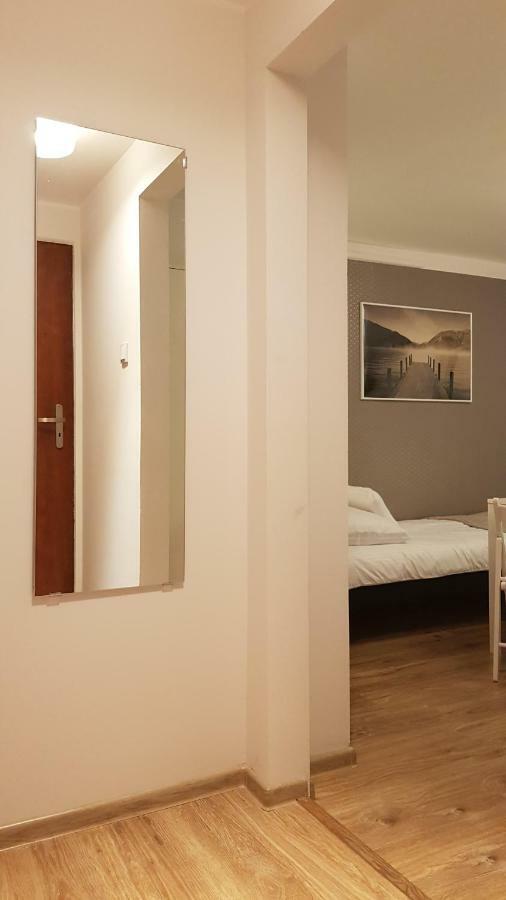 Pokoje Goscinne Venezia Czaplinek Esterno foto