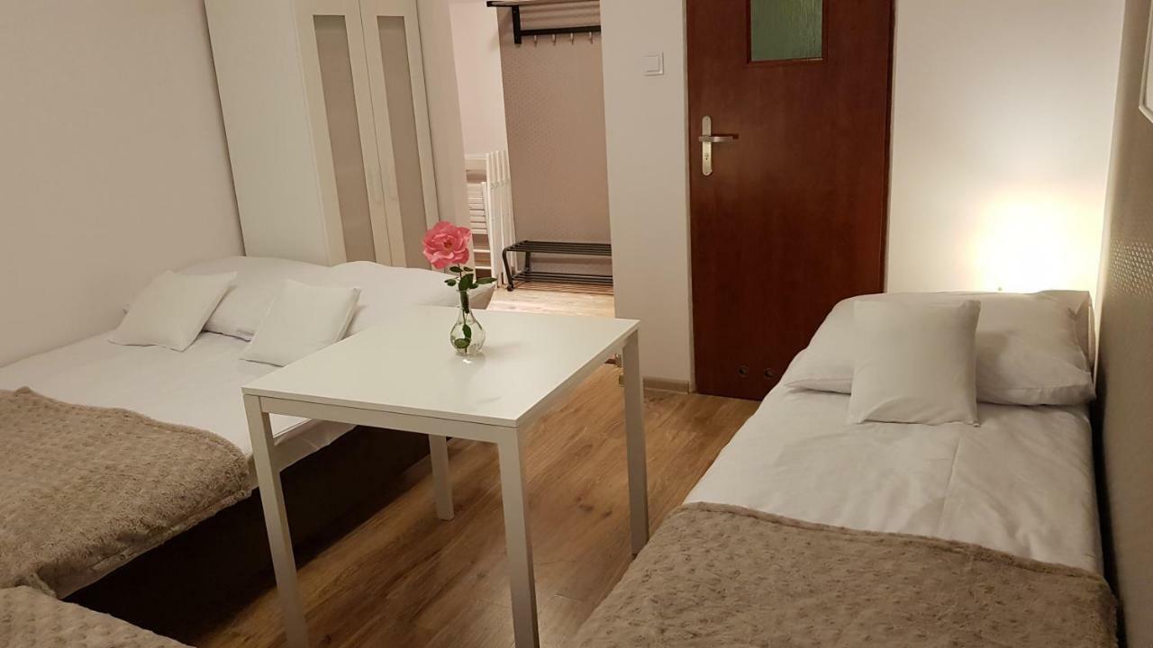Pokoje Goscinne Venezia Czaplinek Esterno foto