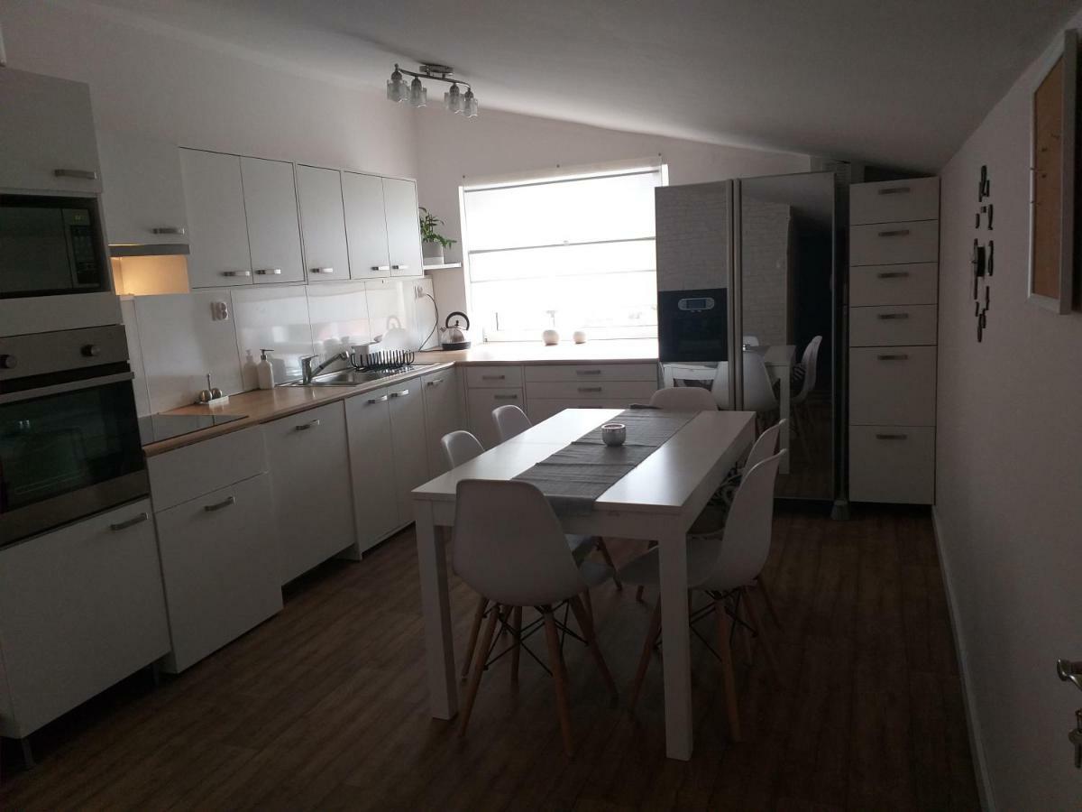 Pokoje Goscinne Venezia Czaplinek Esterno foto